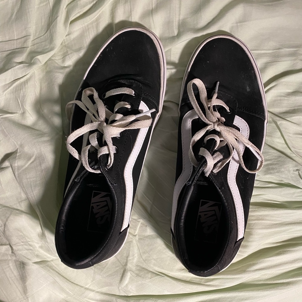 Black vans